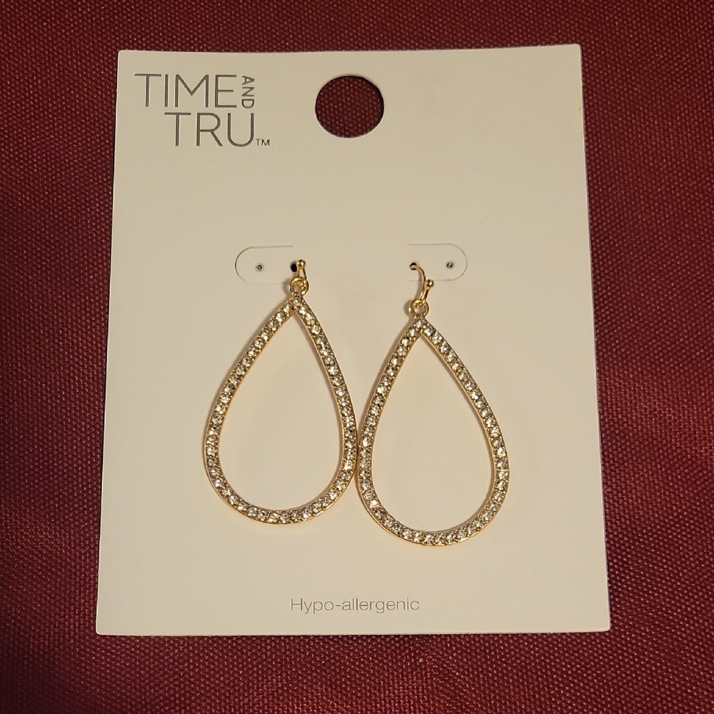 Time and Tru Gold Teardrop Crystal Dangle Earrings